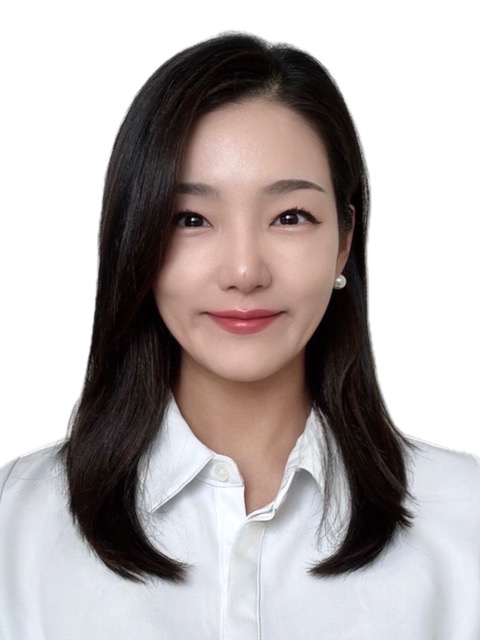 Jooli Han